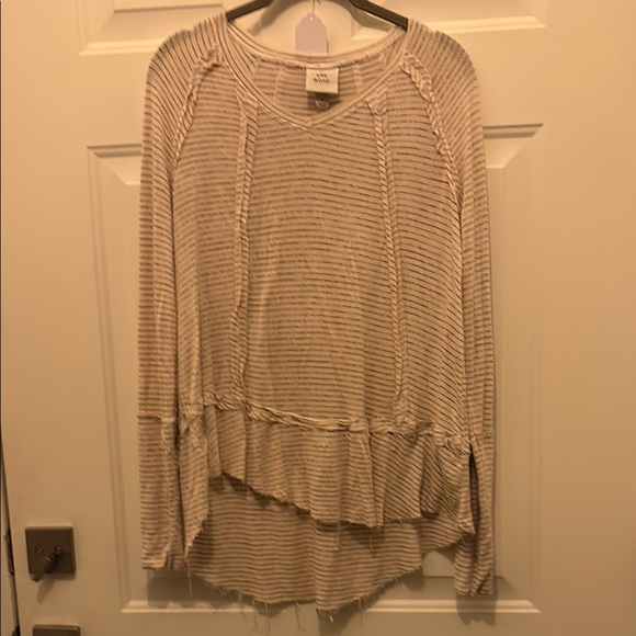 Knox Rose Tops - Knox Rose Brown Bell Sleeve Lightweight Top
